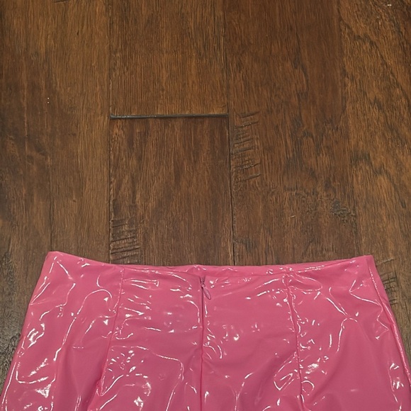 Small / Size 4 Barbie Pink Mini Pencil Skirt for Night Out - Picture 8 of 9